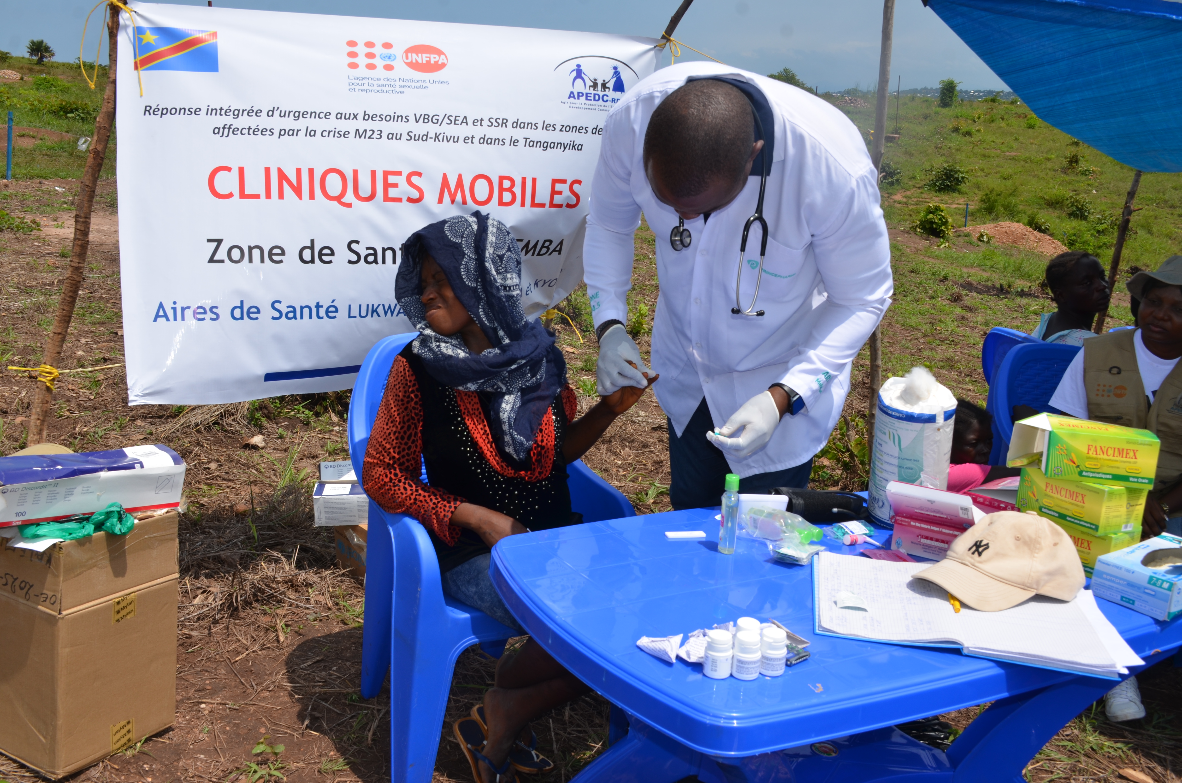 APEDC-RDC renforce l’accès aux soins à travers l’organisation des missions de services en stratégie avancée avec clinique mobile